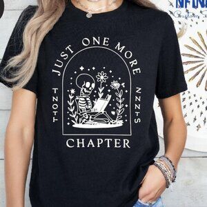 Just One More Chapter Book Lover Reading Graphic T-Shirt